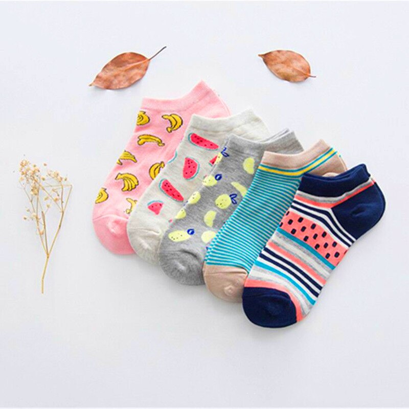 5 Paar Frauen Socken drucken Cartoon Vogel Giraffe Harajuku Street Style Baumwolle kurze Socken weibliche Casual Funny Knöchelsocken Socken